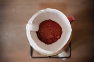 커피 찌꺼기로 콘크리트 강도 30%↑, 천연 모래 대용으로 활용