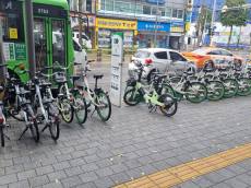 성흠제 시의원,따릉이 대여소 혼잡 유발한 전동킥보드·자전거 무단주차, 조례로 막는다