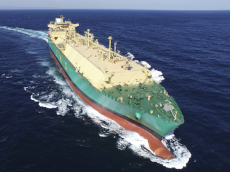 KCC·HD현대...수용성 선박도료 공동 개발로 VOC 저감