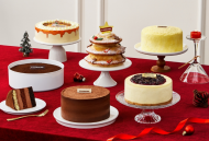역대 최다 라인업, 최고 혜택 마련... 스타벅스, 크리스마스 홀케이크 사전 예약