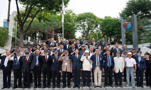 역사 앞에 다짐, 돌봄으로 첫 행정…최동민 동대문구청장 민선9기 출범