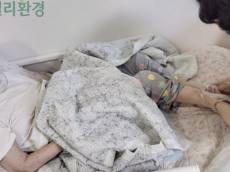 [기획 리포트] 노인 요양·돌봄위해 '휠체어 리프트 택시' 운행 시급