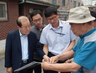 박홍섭 마포구청장, 대흥동 주택재개발 현장 방문