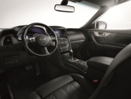 인피니티 코리아 10주년 기념, ‘QX70   10대 한정 판매