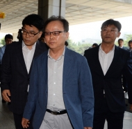 기준 전 롯데물산 사장, 200억원대 세금 부당환급 혐의