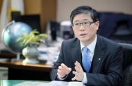 SH공사, 에너지 취약 가구에 태양광 미니발전소 보급