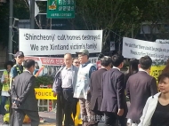 세계평화도 돈벌이 방해되면 ‘반대’