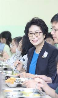 이명희 시의원, “교육환경 개선 및 학교급식의 질 향상 노력