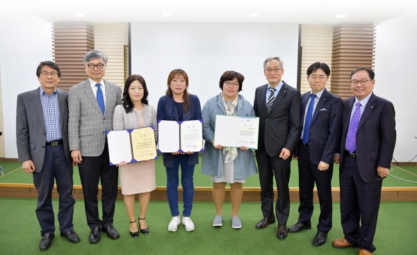 “aT, 복지사각지대를 찾아가는 환경봉사”
