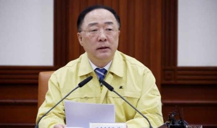 홍남기 "자동차 부품 수급 사태, 현지 공장 재가동 협의"