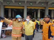 경기도의회 박근철 안전행정위원장,군포물류센터 화재 현장 방문
