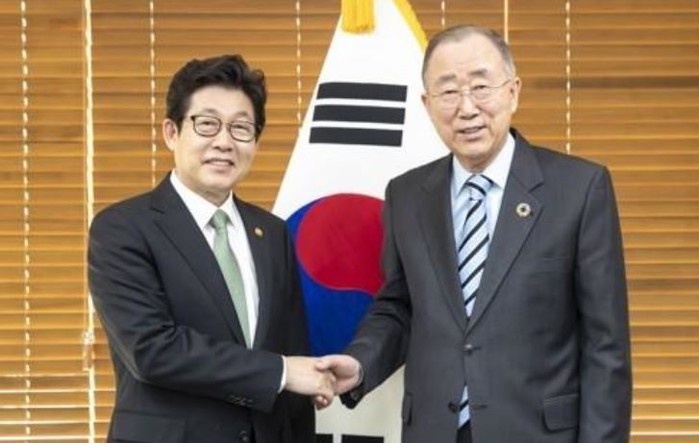 반기문, "그린 뉴딜은 피할 수 없는 시대의 흐름"
