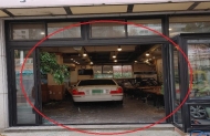 서울 용산구 식당에 차량 돌진해 부상 3명…경찰, 경위 조사 中