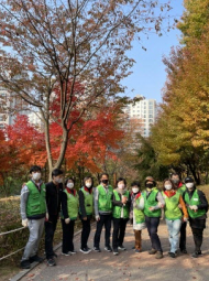 서영교 행안위원장, 용마산에서 환경운동캠페인