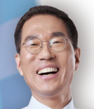 세무공무원,남의 주소‧연락처‧주민번호 넘겨준 뒤...3천만원 뇌물에 성상납까지?