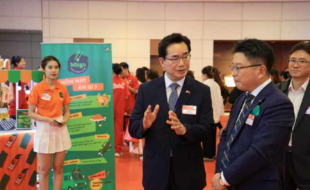 정황근 농식품부 장관, 베트남 케이푸드(K-Food) 현장 홍보