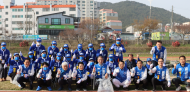 윤준병 정읍고창 후보 ...봄맞이 정읍천 정화활동 눈길!