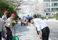 분당의 새벽 깨우는 이광재…  인사하는 마음으로 계속 일하겠습니다