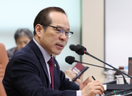 소영철 시의원,  달리는 차에 콘크리트 쾅...사람 위 지나는 노후 교량 10만㎡