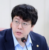 김동욱 시의원, 어린이놀이시설 무분별한 골프 연습, 음란물 시청 등 금지