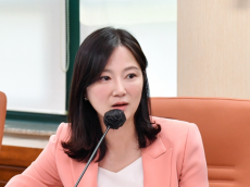 시민 59% “청계천 반려동물 출입 찬성”… 윤영희 서울시의원 “청계천 댕댕이 출입조례 논의 ”