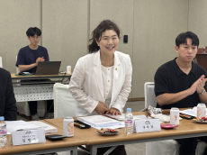 구미경 시의원, 서울 외국인주민센터  운영기관 재계약 심사 참여