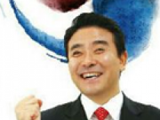박정 의원 , ‘ 추락 사망자 3 명 중 2 명 , 3m 미만에서 사망 , 산업용 사다리 안전기준 없어 ’