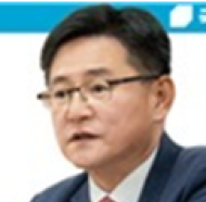 이헌승,권오을 보훈부 장관, 겸직 신고 누락 및 취임 축하연 장소 논란