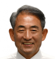 강호동 농협중앙회장, 상임인 농민신문사 회장 임기 18개월 중...실제 출근한 날은 한 달 남짓, 급여는 5억원 수령