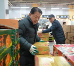 김병주 ,  새벽 수원농수산물시장 … “ 민생부터 챙긴다 ”