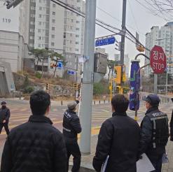 강북구, 새 학기 맞아 초등학교 주변 불법광고물 집중 단속 돌입.. 내달 27일까지 어린이보호구역