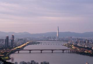 미세먼지, 언제까지 마스크로만 예방해야 할까 ?