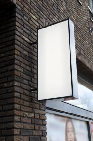 거리의 얼굴, 간판을 둘러싼 미관과 생존의 균형