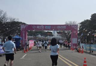 러닝 인구 1천만 시대...  마라톤, ‘기록’에서 ‘경험’으로 진화 중