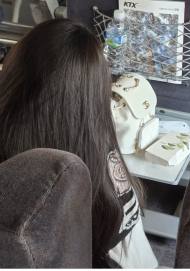 [칼럼] 샤넬을 걸쳤지만, 매너는 명품이 아니었다