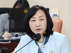 이영실 시의원, “방침서. 변경안 따로”... 한강버스 변경동의안 결국 부결