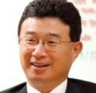 ‘LG 오너가’ 구본걸, 본업 부진에 또 확장…LF 경영 책임론 커진다