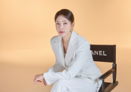 [김형진 문화 기자의 근황 인터뷰] 배우 김사희, 4억 뷰 숏드라마부터 연극 무대까지