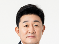 황철규 문수위원장 추천… NH농협은행 홍현주 서울시교육청지점장, 서울시의장 표창 수상