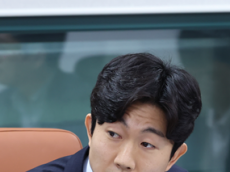 같은 계류방식 22곳인데 왜 잠실만 파손됐나…한강버스 선착장 사고 원인 규명 필요