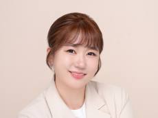 [유다연 생활문화 칼럼] 왜 미용실 거울만 보면 내가 못생겨 보일까 … 거울 앞에서 마주한 낯선 나