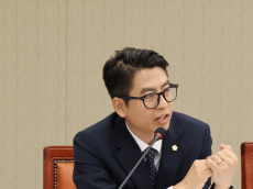 용산구 ‘명사 특강’ 고액 강사료 논란…1시간 800만원, 기준 없는 혈세 집행
