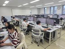 발표와 코딩으로 미래 문제 푼다 … 충북 학생 180여 명 실력 겨뤄