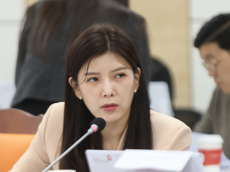 건보공단, 인건비 6천억 부풀리고 책임은 직원에게…임원 연봉은 오히려 인상