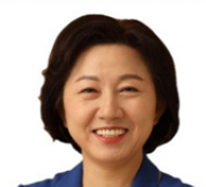 이마트 제친 지역농협 하나로마트… “대도시 진출 가로막는 규제 빗장 풀어야”