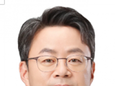 [국감] “연임 맞춤형 규정 개정에 퇴임 후 7억 고문료까지”…도마 오른 금융지주 지배구조